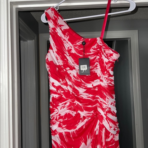 Nordstrom Vibrant Red and White Swirl Dress - Picture 2 of 10